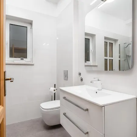 Apartmán In Obrs Mit Kleiner Terrasse Und Meerbli By Interhome *