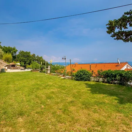 Apartmán In Obrs Mit Kleiner Terrasse Und Meerbli By Interhome *